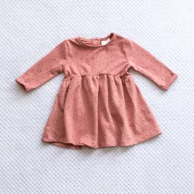 Long-sleeved dress- peach with speckles